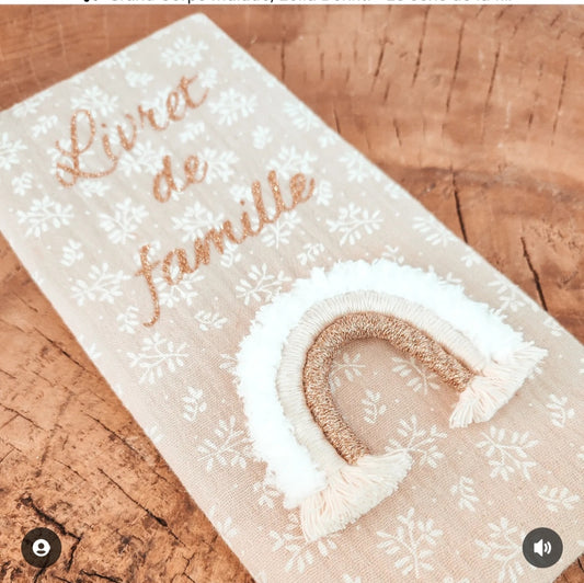 Livret de famille brindille nude